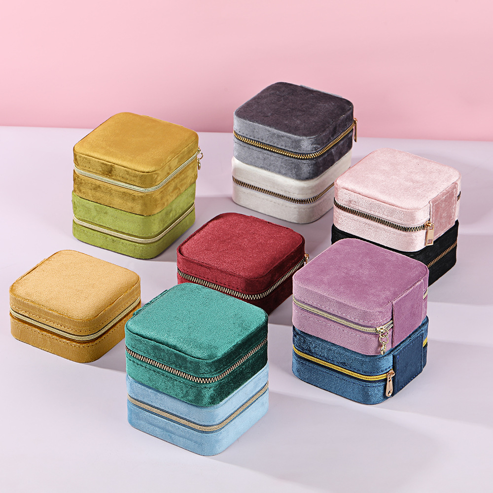 Travel Jewellery & Accessories Organiser - Mini aksamitne pudełko na biżuterię z