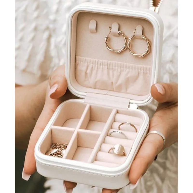 Fioletowe Pudełko na Biżuterię – Travel Jewellery & Accessories Organiser recenzja i cena