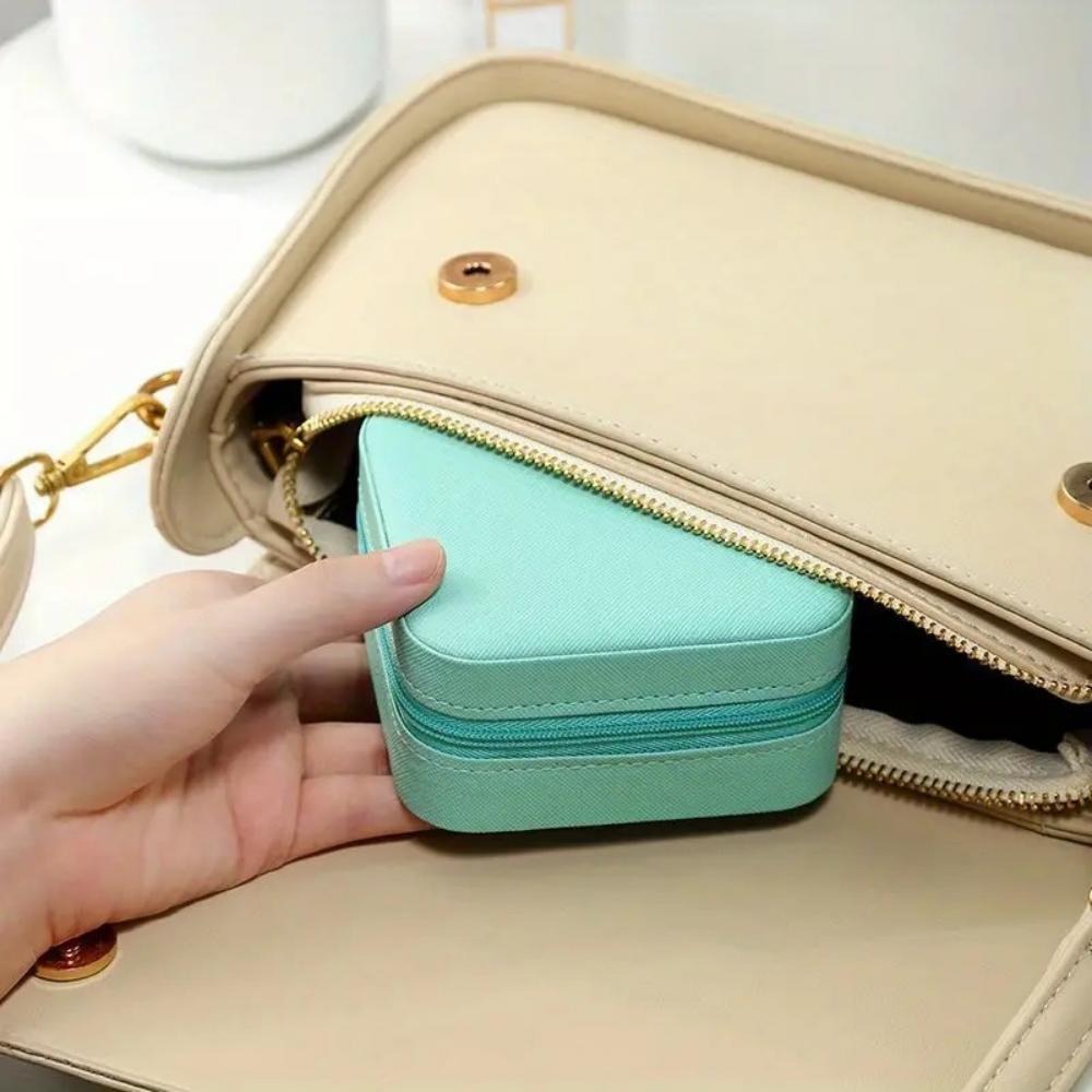 Mini szkatułka na biżuterię, o – Travel Jewellery & Accessories Organiser recenzja i cena